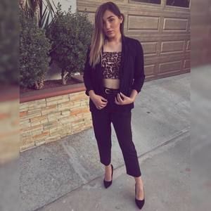 Meet your Posher, Alba